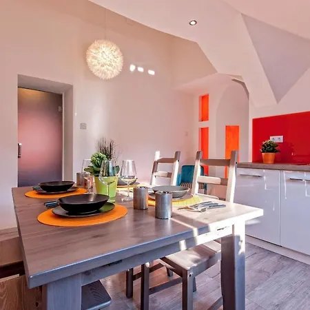 Apartment Luxury Paulay Street